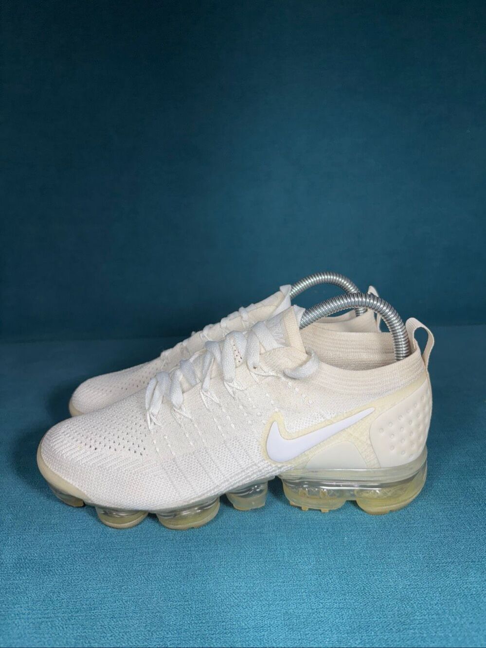 Nike Air VaporMax Flyknit 2 White Pure Platinum Women's Size 7 942843-100